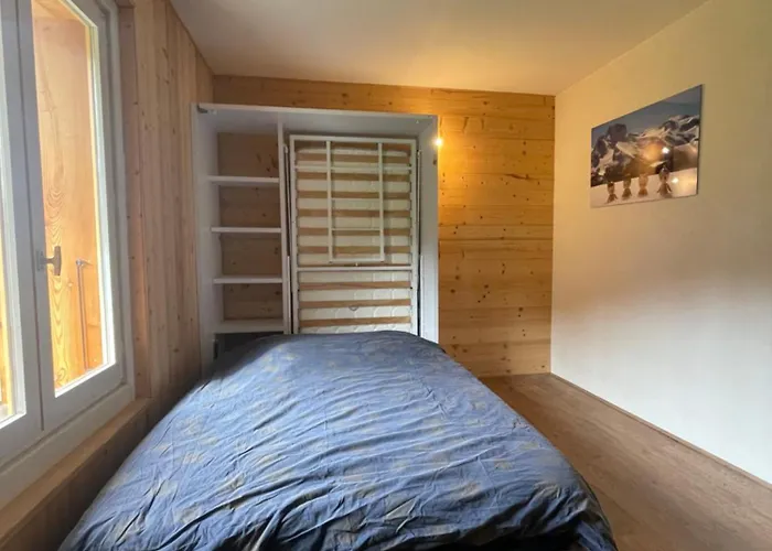 Apartment Hyper Centres