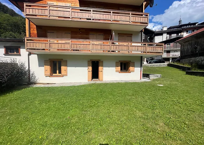 Apartment Hyper Centres *